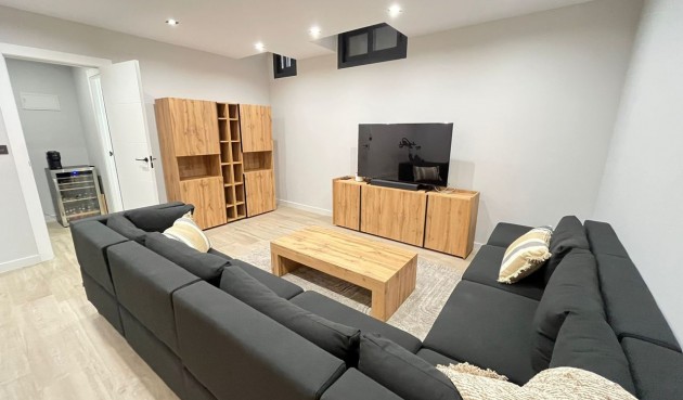 Resale - Villa -
Playa Flamenca - Costa Blanca