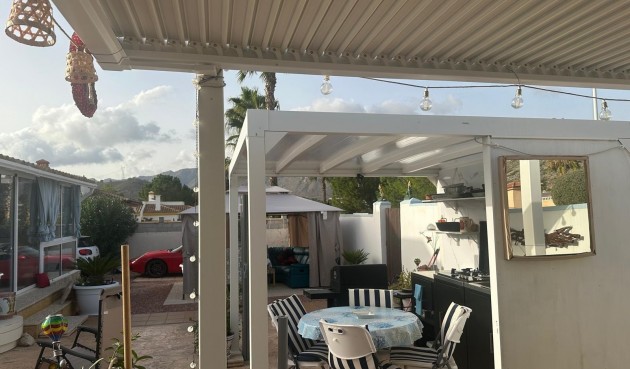 Resale - Villa -
Hondón de las Nieves - Inland