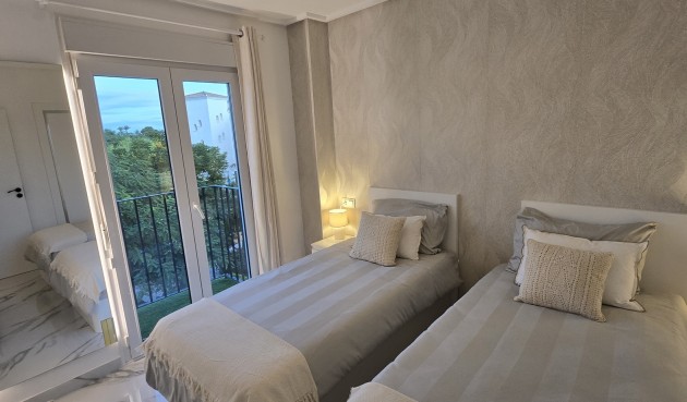 Resale - Apartment -
Hacienda Riquelme Golf Resort - Inland