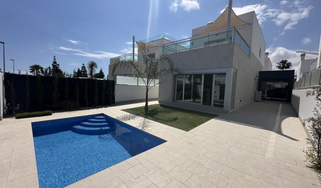 Resale - Villa -
La Serena Golf - Costa Calida