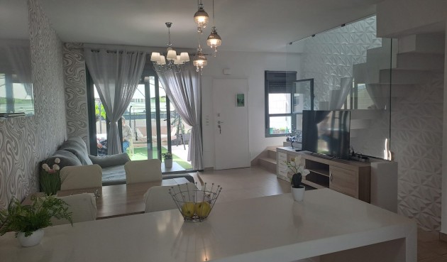 Brukt - Town House -
Orihuela Costa - Costa Blanca