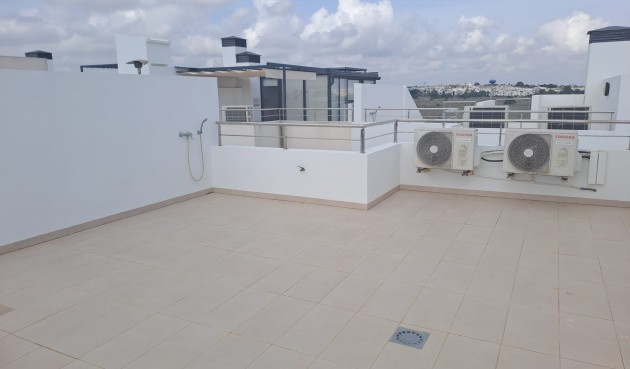 Brukt - Town House -
Orihuela Costa - Costa Blanca