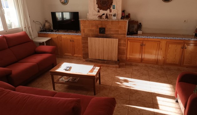 Resale - Villa -
Yecla - Inland