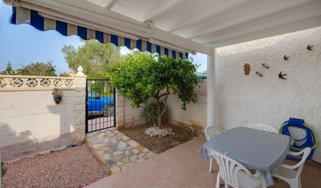 Resale - Villa -
Orihuela Costa - La Florida