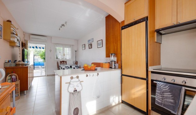 Resale - Villa -
Orihuela Costa - La Florida