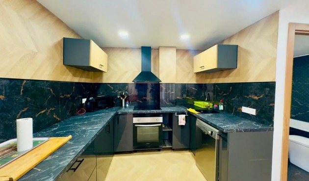 Resale - Penthouse -
Torrevieja - Acequion