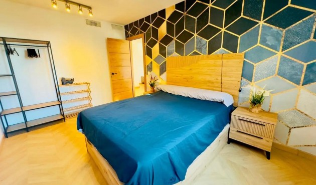 Resale - Penthouse -
Torrevieja - Acequion