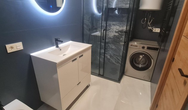 Resale - Penthouse -
Torrevieja - Acequion