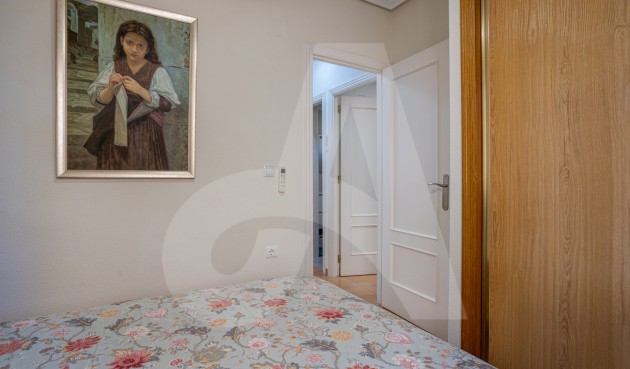 Resale - Villa -
Guardamar del Segura - El Raso