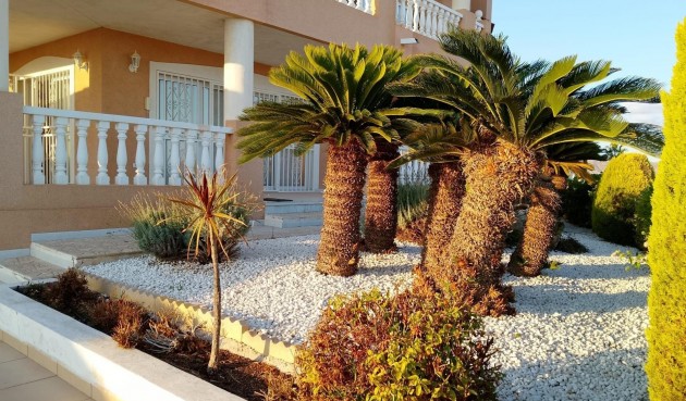 Resale - Villa -
Puerto de Mazarron - Bolnuevo