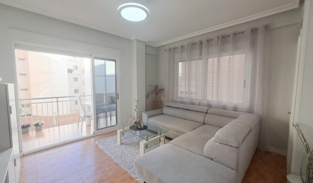 Resale - Apartment -
Torrevieja - Costa Blanca