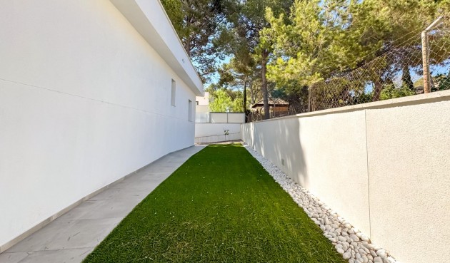 Resale - Villa -
Torrevieja - Los Balcones - Los Altos del Edén