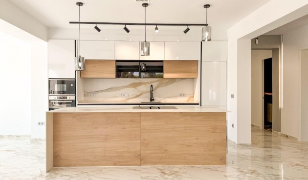 Resale - Villa -
Torrevieja - Los Balcones - Los Altos del Edén