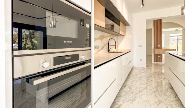 Resale - Villa -
Torrevieja - Los Balcones - Los Altos del Edén