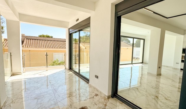 Resale - Villa -
Torrevieja - Los Balcones - Los Altos del Edén