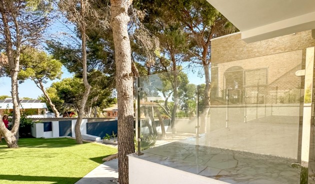 Resale - Villa -
Torrevieja - Los Balcones - Los Altos del Edén