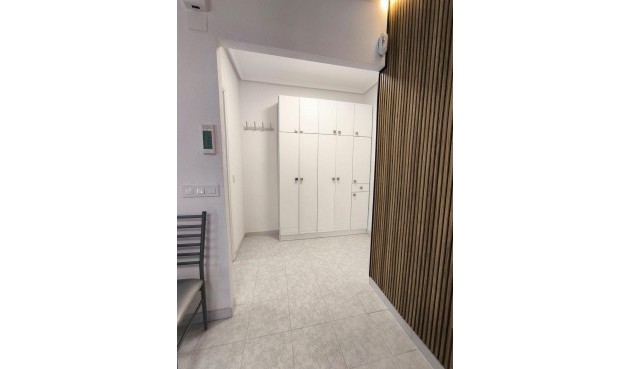 Brukt - Apartment -
Torrevieja - El Molino