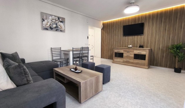 Brukt - Apartment -
Torrevieja - El Molino