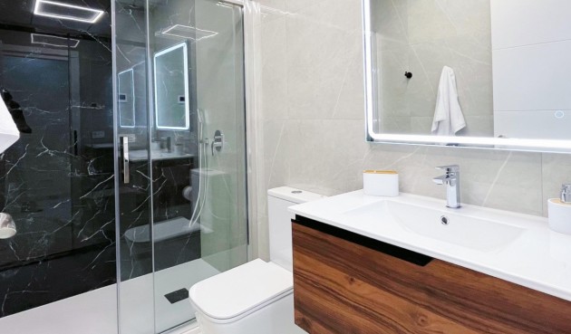 Reventa - Apartment -
Torrevieja - Costa Blanca