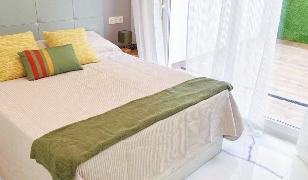 Resale - Apartment -
Torrevieja - Costa Blanca