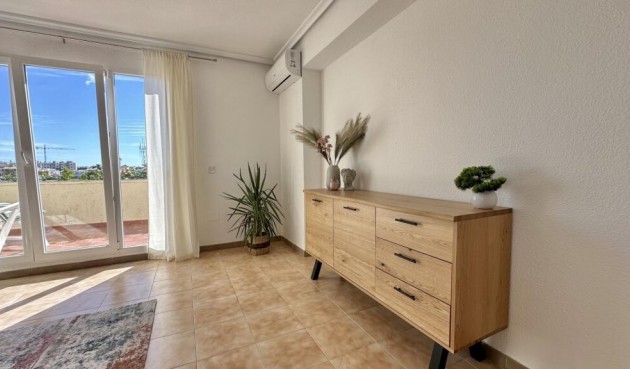 Resale - Penthouse -
Torrevieja - Punta Prima