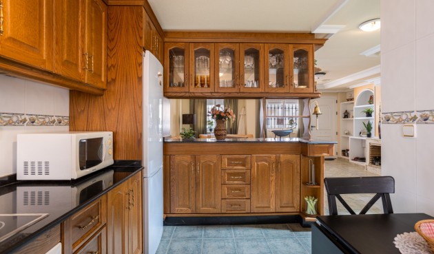 Resale - Villa -
Guardamar del Segura - Costa Blanca