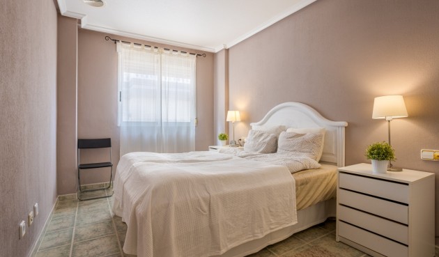 Resale - Villa -
Guardamar del Segura - Costa Blanca