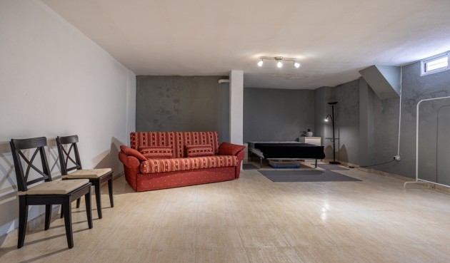 Resale - Villa -
Guardamar del Segura - Costa Blanca