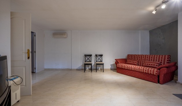 Resale - Villa -
Guardamar del Segura - Costa Blanca