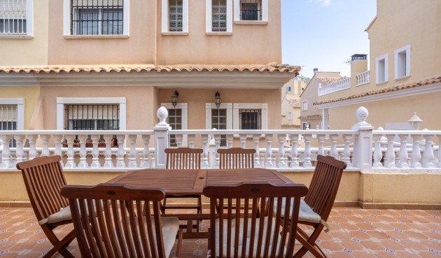 Resale - Villa -
Guardamar del Segura - Costa Blanca
