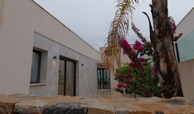 Brukt - Villa -
Rojales - Inland