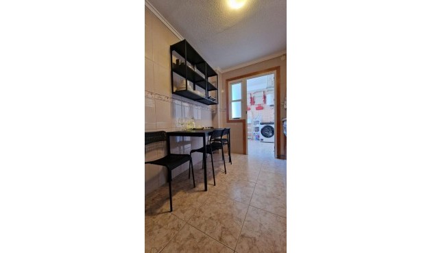 Resale - Apartment -
Torrevieja - Playa de los Locos