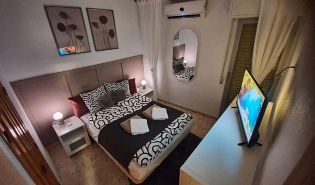 Resale - Apartment -
Torrevieja - Playa de los Locos
