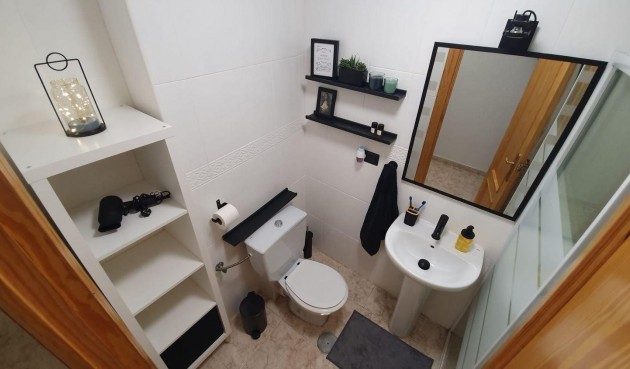 Resale - Apartment -
Torrevieja - Playa de los Locos