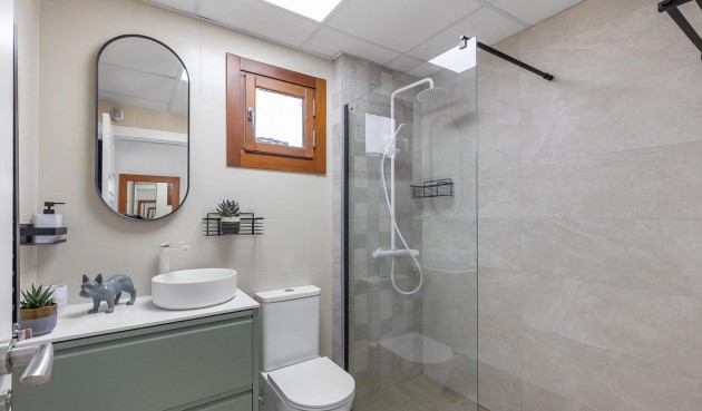 Brukt - Toppleilighet -
Banos y Mendigo - El Valle Golf Resort