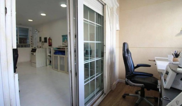 Resale - Apartment -
Torrevieja - Estacion De Autobuses