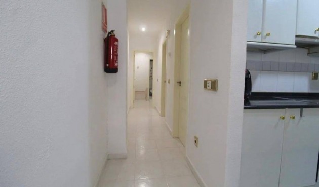 Resale - Apartment -
Torrevieja - Estacion De Autobuses