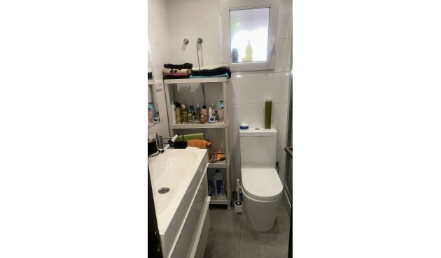 Reventa - Ático -
Torrevieja - Centro