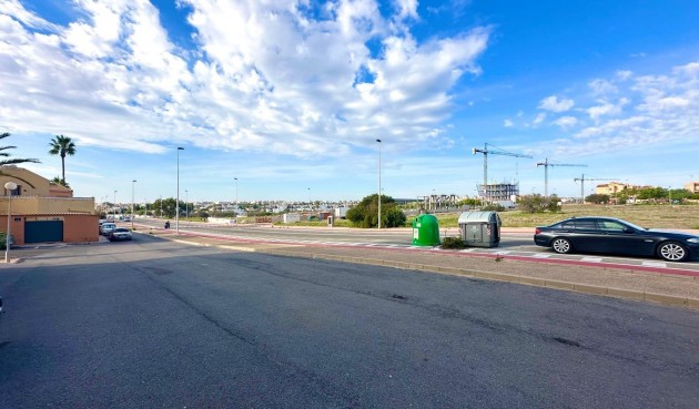 Brukt - Apartment -
Torrevieja - aguas nuevas