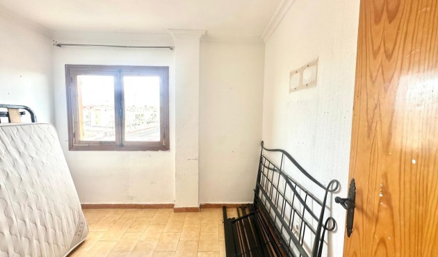 Brukt - Apartment -
Torrevieja - aguas nuevas