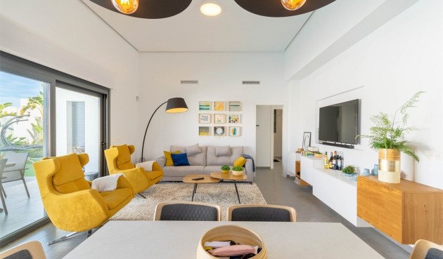 Resale - Villa -
Benijofar - Costa Blanca