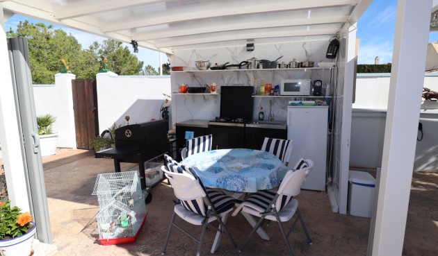 Resale - Villa -
Hondón de las Nieves - Inland