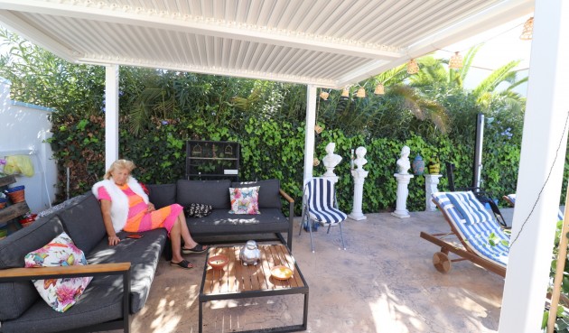 Resale - Villa -
Hondón de las Nieves - Inland