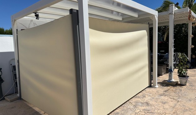 Resale - Villa -
Hondón de las Nieves - Inland