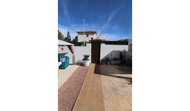 Resale - Villa -
Hondón de las Nieves - Inland