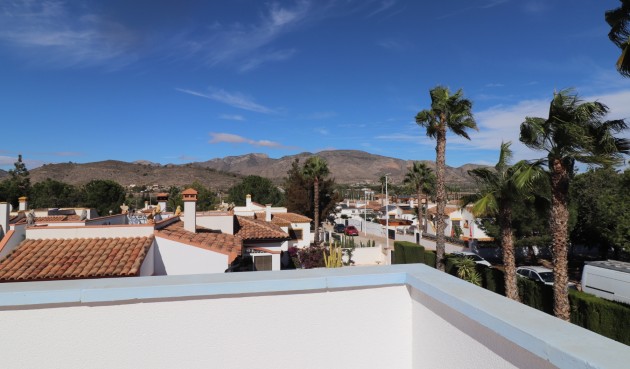 Resale - Villa -
Hondón de las Nieves - Inland