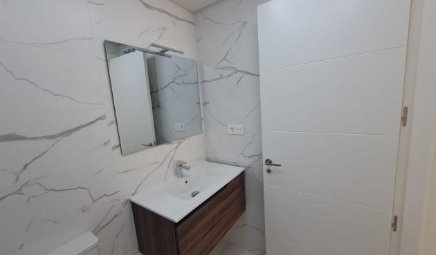 Brukt - Apartment -
Torrevieja - Costa Blanca