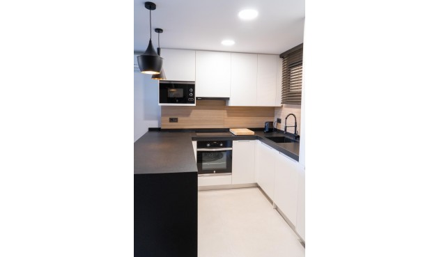 Resale - Apartment -
Torrevieja - La Veleta