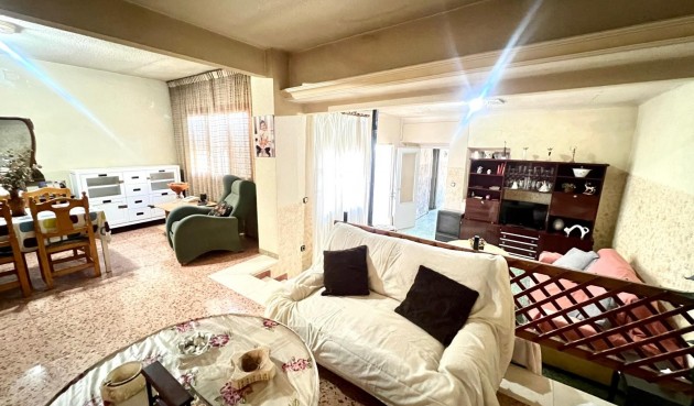 Brukt - Town House -
Pinoso - Inland