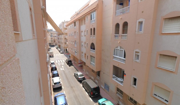 Brukt - Apartment -
Torrevieja - Acequion